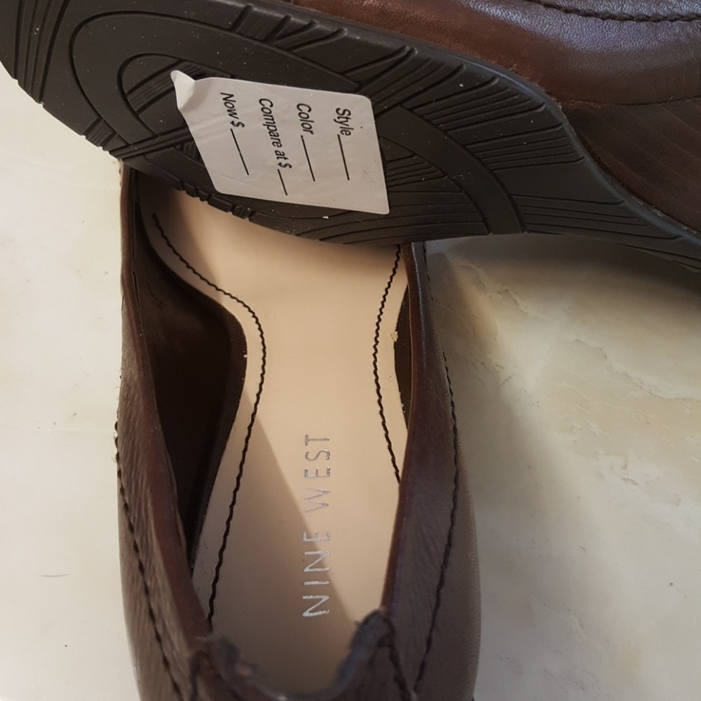 NINE WEST - Picture 6 of 8